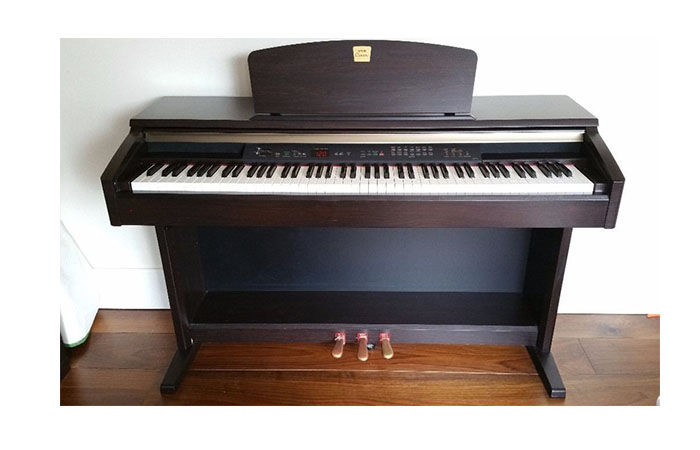 PIANO-YAMAHA-CLP-120
